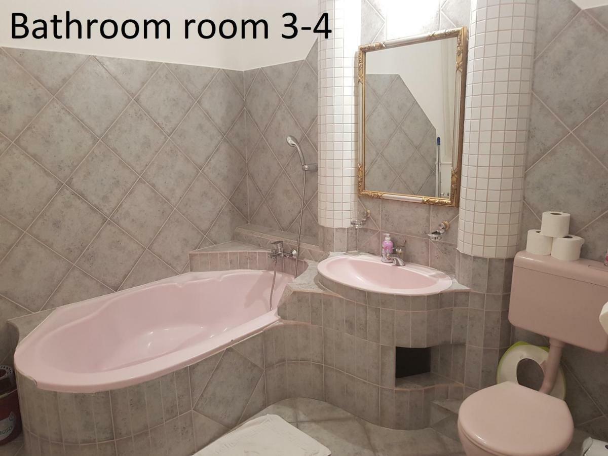 Zoli Apartmanok-Zoli Koelcsey 19 Villa Hajduszoboszlo Bagian luar foto